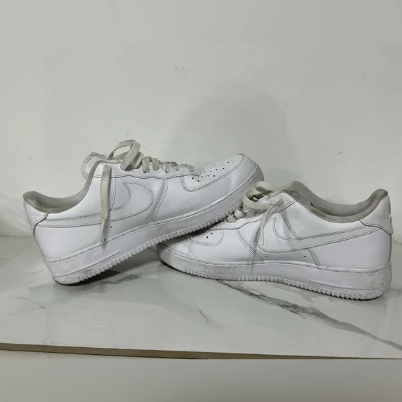 Nike Air Force 1 07 'Triple White US Size 8 CW2288-111 White/White/White - Picture 2 of 7